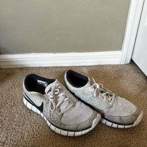 Nike Free Runs